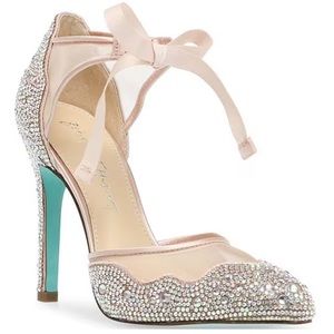Blue by Betsey Johnson Women's Iris  jewel embellished Stiletto size  7.5 NWOT